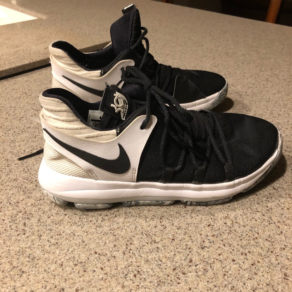 Preschool KD X basketball shoes